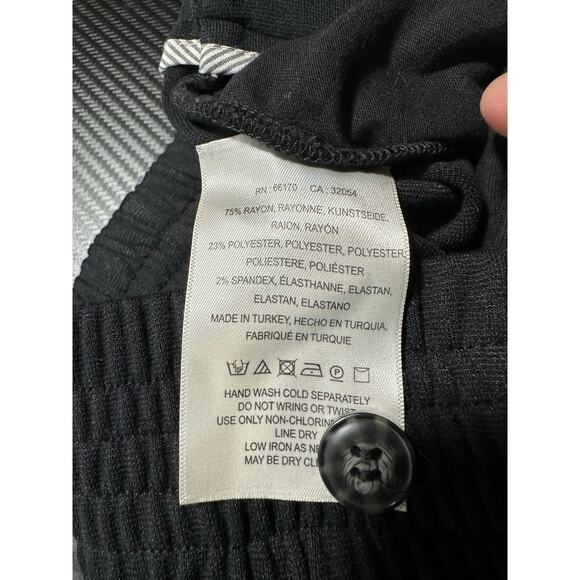 Ettiwa Anthropologie Wide Leg Flowy Pants Black Size XS Boho Cottage Button Fly - Picture 10 of 14